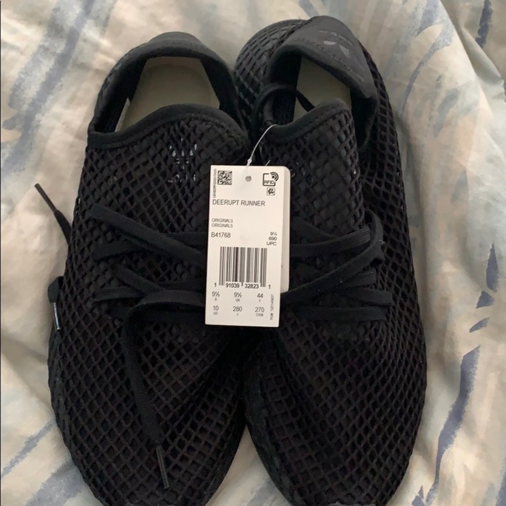 Black Adidas Sneakers